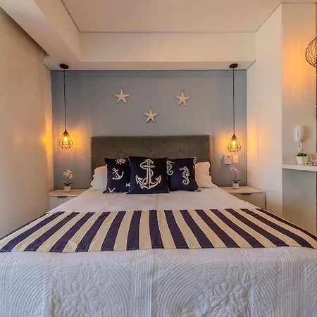 Cartagena Beach Resort *